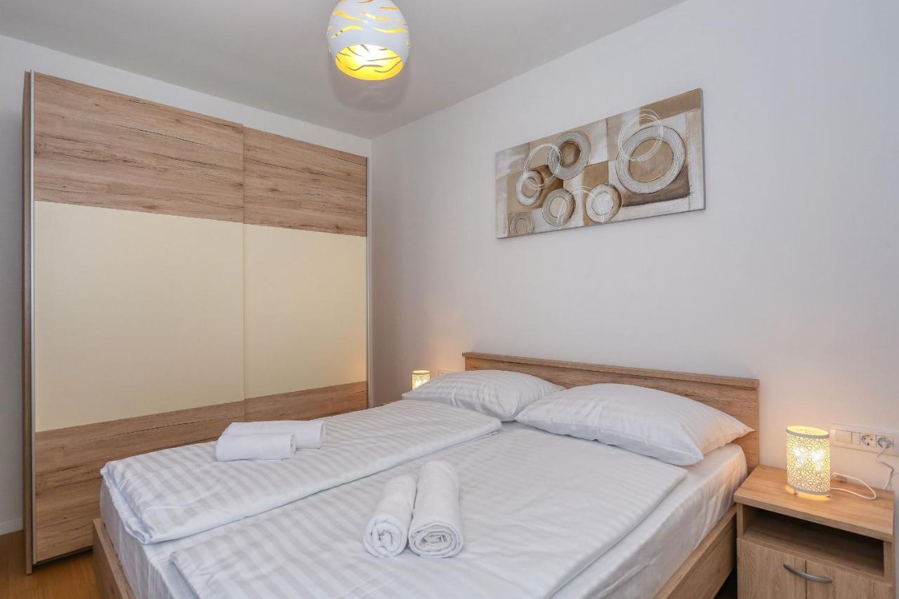 Apartments Perla With Free Parking Zadar Exterior foto